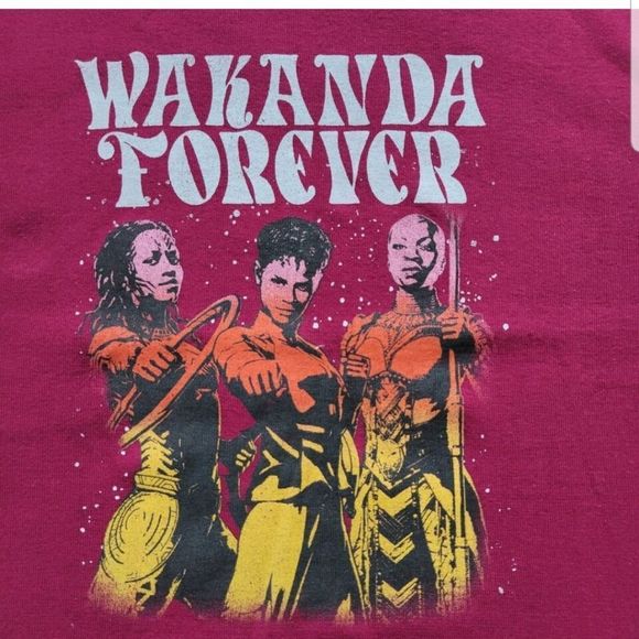 Wukanda Forever Burgundy Graphic Short Sleeve Crop Tee NWT Women's Sz. Medium - Picture 3 of 5